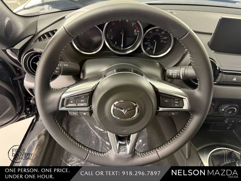 New 2026 MAZDA MX-5 Miata Club w/ Interior Package RWD image 24