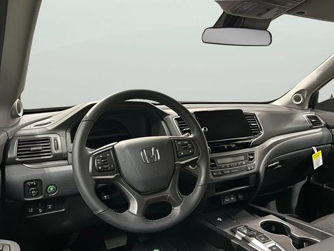 Certified 2026 Honda Ridgeline Sport image 15