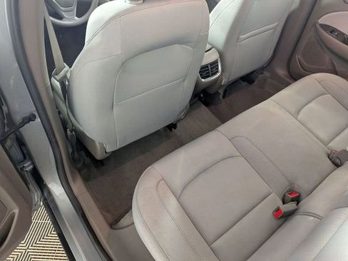 Used 2023 Chevrolet Malibu LT FWD image 25