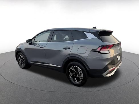 Used 2025 Kia Sportage LX FWD image 10