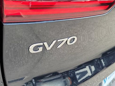 Used 2023 Genesis GV70 2.5T w/ Select Package AWD/4WD image 45