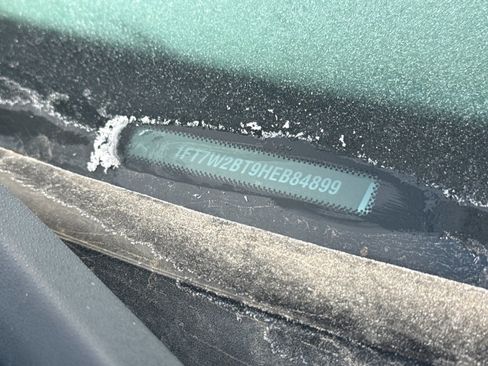 Used 2017 Ford F250 Lariat w/ Chrome Package image 2