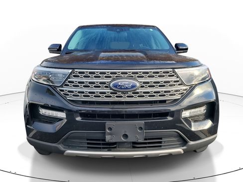 Used 2024 Ford Explorer Limited image 2
