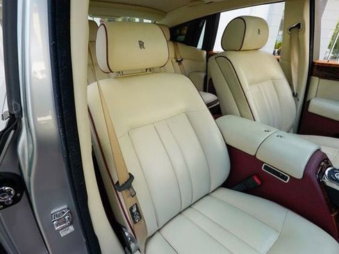 Used 2013 Rolls-Royce Phantom Sedan image 88