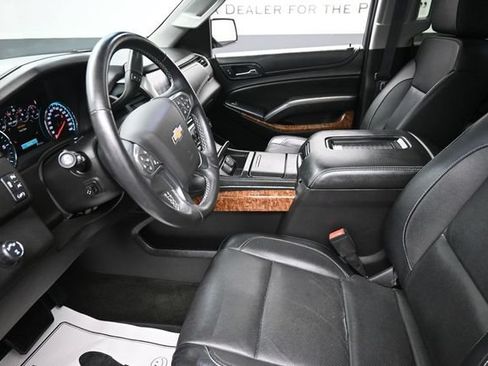 Used 2017 Chevrolet Tahoe Premier AWD/4WD image 16