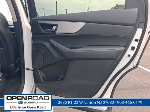 Used 2024 Acura MDX SH-AWD image 18