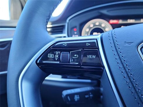 New 2026 Audi A8 L 3.0T image 17