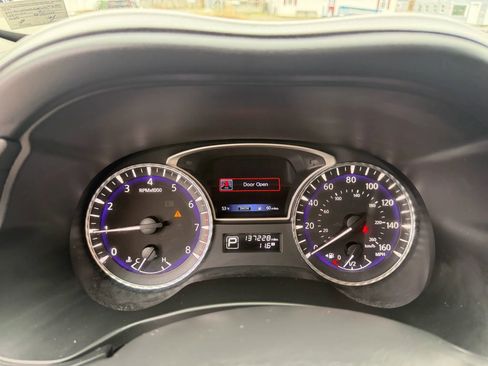 Used 2019 INFINITI QX60 Luxe w/ Essential Package AWD/4WD image 36