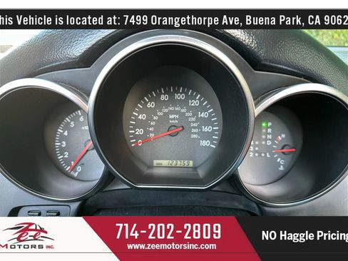 Used 2003 Lexus SC 430 Convertible image 24