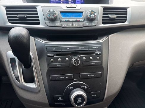 Used 2012 Honda Odyssey EX image 24