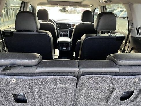 Used 2018 Volkswagen Atlas SEL Premium AWD/4WD image 6