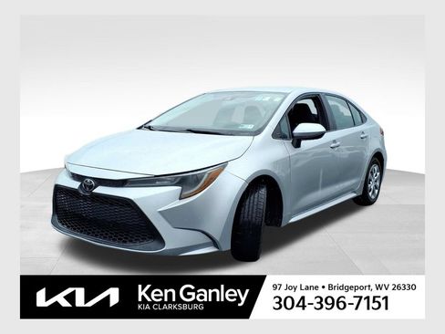Used 2022 Toyota Corolla LE FWD image 1