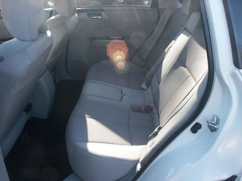 Used 2012 Subaru Forester 2.5X Premium w/ All-Weather Pkg image 7