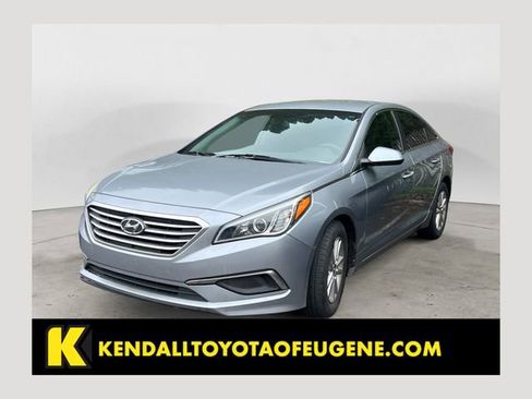 Used 2016 Hyundai Sonata SE FWD image 1