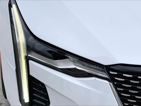 Used 2022 Cadillac CT4 Luxury w/ Sun And Sound Package image 28