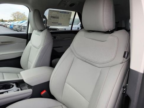 New 2026 Ford Explorer Active w/ Active Comfort Package image 25