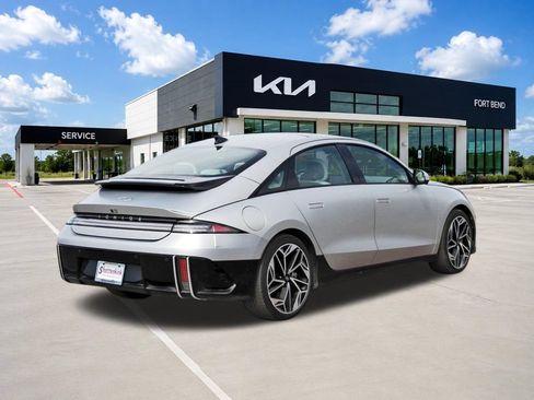 Used 2023 Hyundai Ioniq 6 Limited RWD image 5