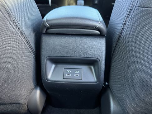 New 2026 Toyota Corolla SE image 7