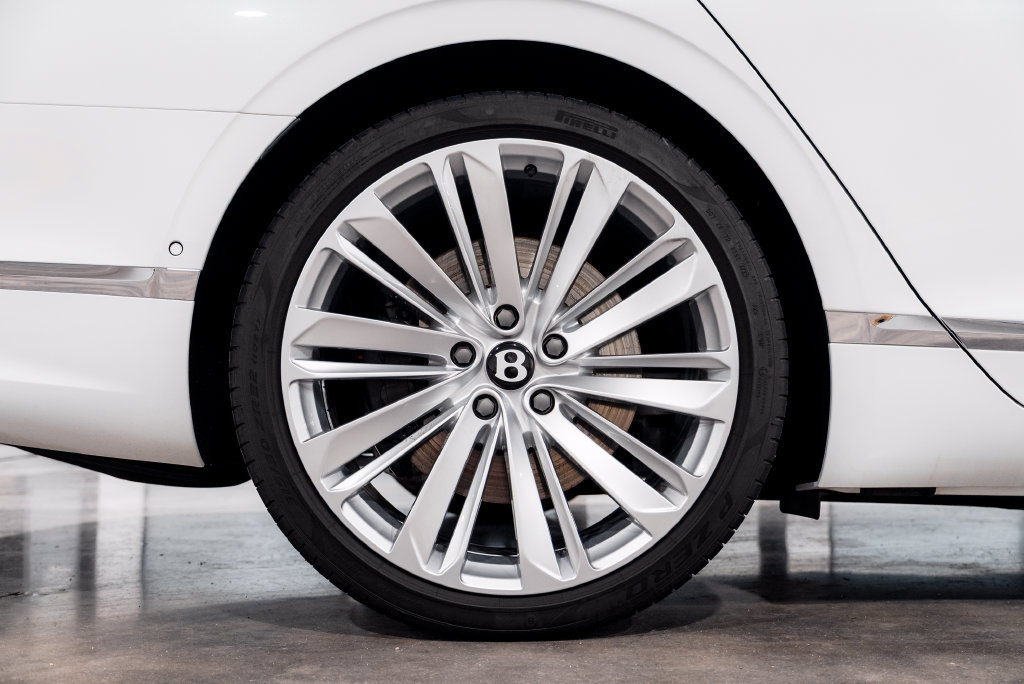 Used 2023 Bentley Flying Spur W12 AWD/4WD image 81