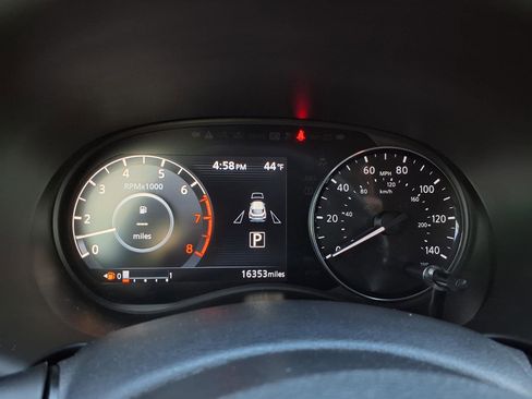 Used 2023 Nissan Kicks SR w/ SR Premium Package image 17