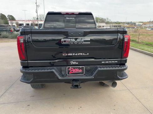 Used 2024 GMC Sierra 2500 Denali Ultimate AWD/4WD image 6