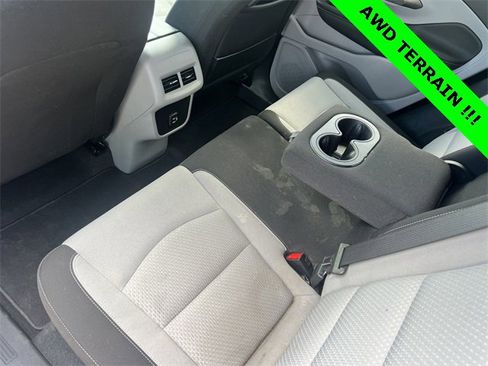 Used 2023 GMC Terrain SLE w/ Driver Convenience Package image 27
