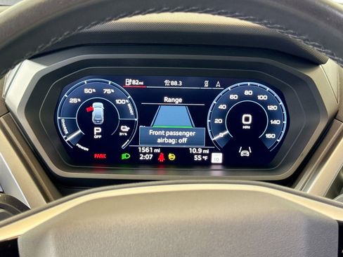 Used 2024 Audi Q4 e-tron Premium Plus w/ Premium Plus image 12