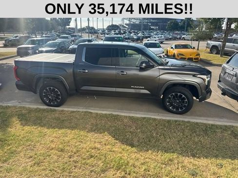 Used 2023 Toyota Tundra Limited AWD/4WD image 2