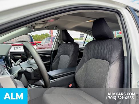 Used 2025 Toyota Camry LE FWD image 6