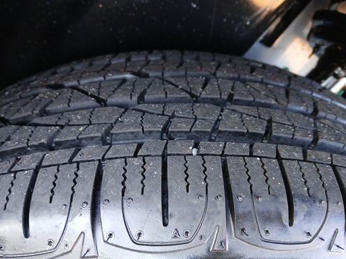 New 2026 Jeep Compass Latitude image 17