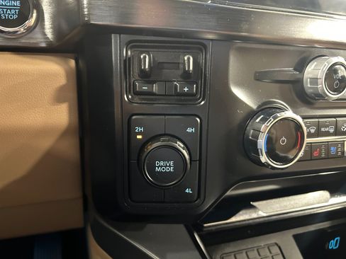 Used 2024 Ford F450 Lariat w/ Camper Package AWD/4WD image 19