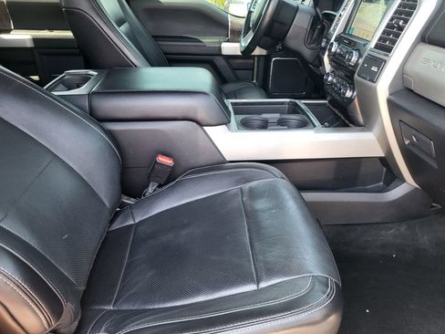 Used 2017 Ford F350 Lariat w/ Lariat Ultimate Package AWD/4WD image 14