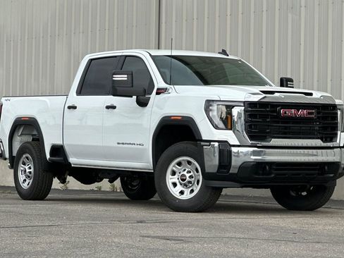 New 2026 GMC Sierra 2500 Pro w/ Convenience Package AWD/4WD image 2