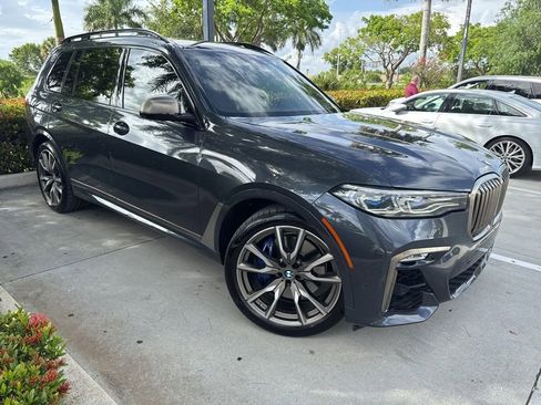 Used 2022 BMW X7 M50i w/ Cold Weather Package AWD/4WD image 4