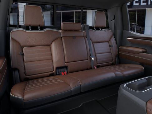 New 2026 GMC Sierra 1500 Denali Ultimate AWD/4WD image 17