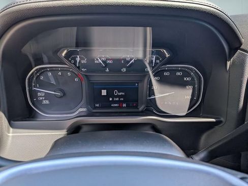 Used 2019 GMC Sierra 1500 SLT w/ SLT Premium Package AWD/4WD image 16
