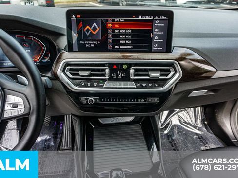 Used 2025 BMW X4 xDrive30i AWD/4WD image 39