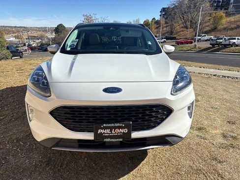 Certified 2022 Ford Escape Titanium w/ Class II Trailer Tow Package image 2