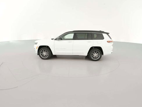 New 2025 Jeep Grand Cherokee L Summit w/ Luxury Tech Group V image 6