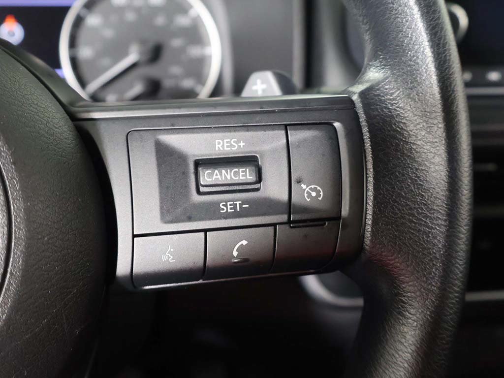 Used 2023 Nissan Rogue S AWD/4WD image 34