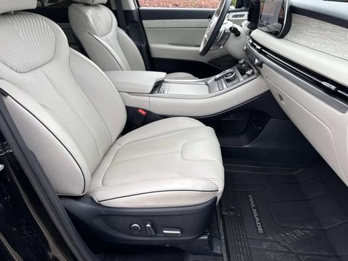 Used 2024 Hyundai Palisade Calligraphy FWD image 11