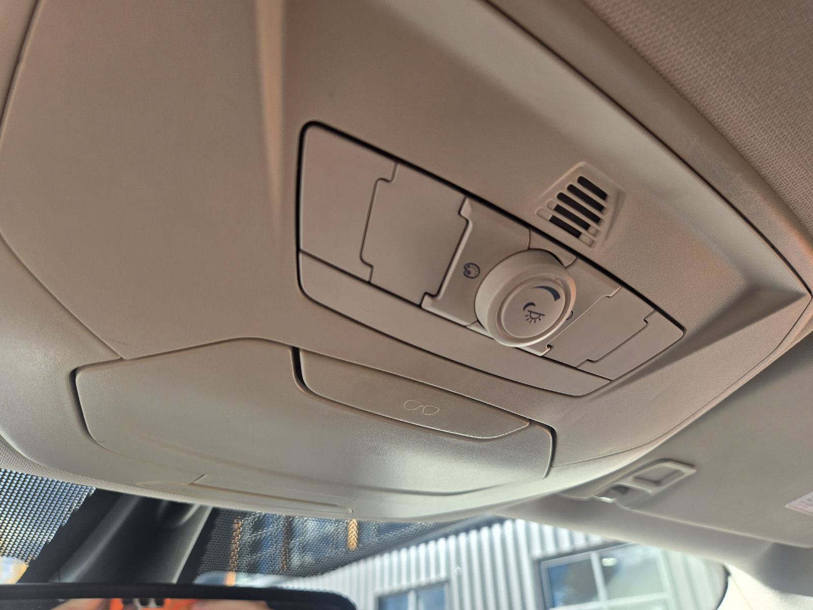 Used 2014 Ford Escape Titanium AWD/4WD image 22