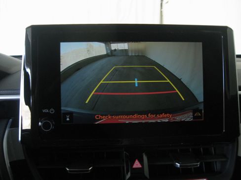 Used 2024 Toyota Corolla Cross AWD Hybrid image 19