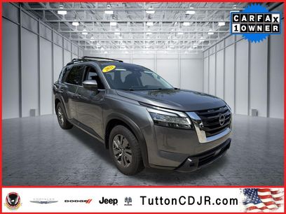 Used 2022 Nissan Pathfinder SV