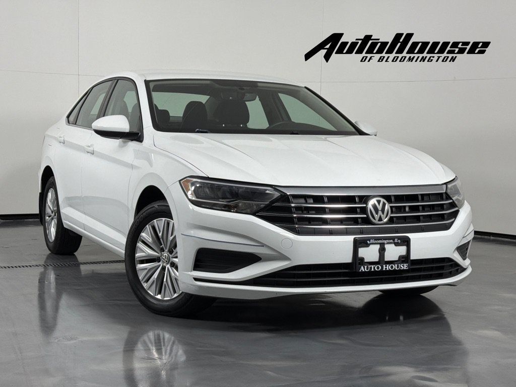 Used 2019 Volkswagen Jetta SE FWD image 1