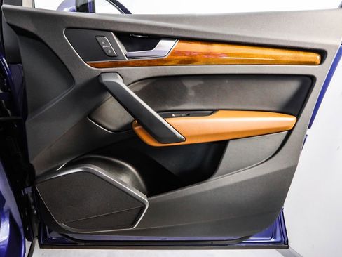 Used 2022 Audi Q5 e Premium image 43