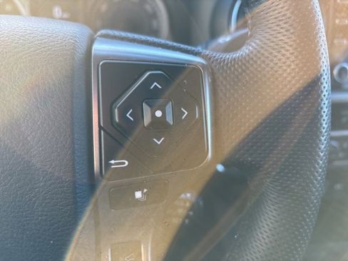 Used 2022 Toyota Tacoma Limited image 24