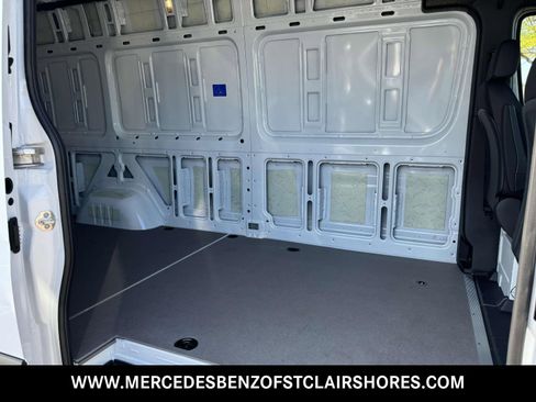New 2025 Mercedes-Benz Sprinter 2500 image 10