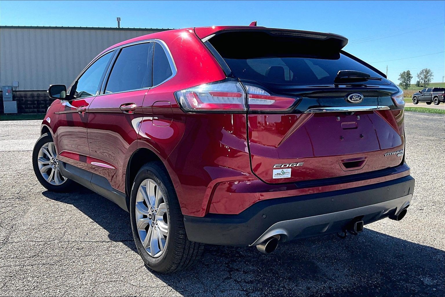Used 2019 Ford Edge Titanium w/ Cold Weather Package AWD/4WD image 6