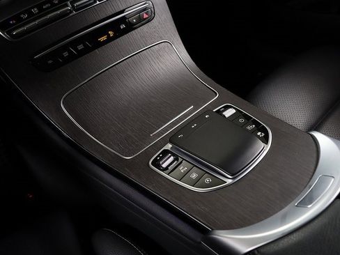 Certified 2022 Mercedes-Benz GLC 300 4MATIC image 24